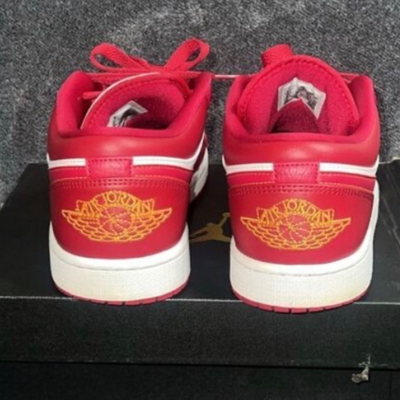 Air Jordan retro 1 low red white - Picture 2 of 3